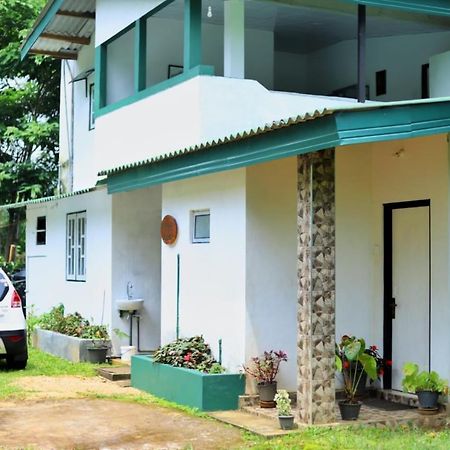 The Misty Mountain Guest House Haldummulla Ngoại thất bức ảnh